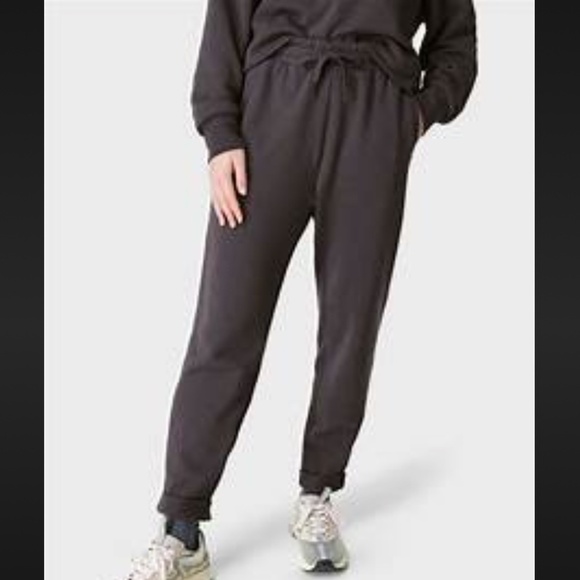 NWT! Sweaty Betty Nestle Up Taper Pants in Dark Grey Size S - Picture 1 of 10